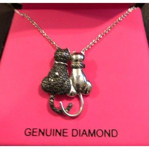 Dolce Giovanna Diamond 2 Cats Necklace NIB, Black Cat, Silver Cat